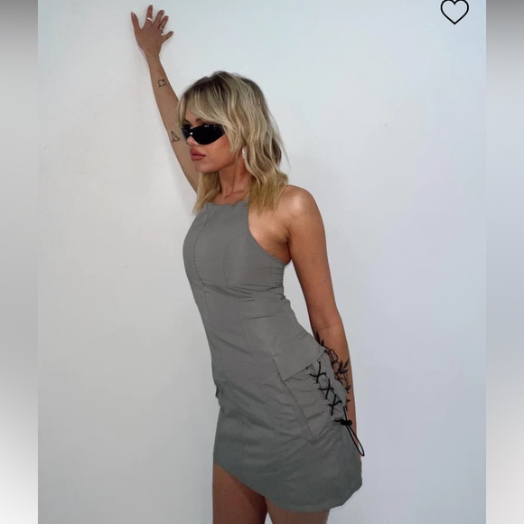 NWT Motel X Jacquie Schmidt bungee cord cargo pocket Mini halter tie neck dress - Picture 11 of 16